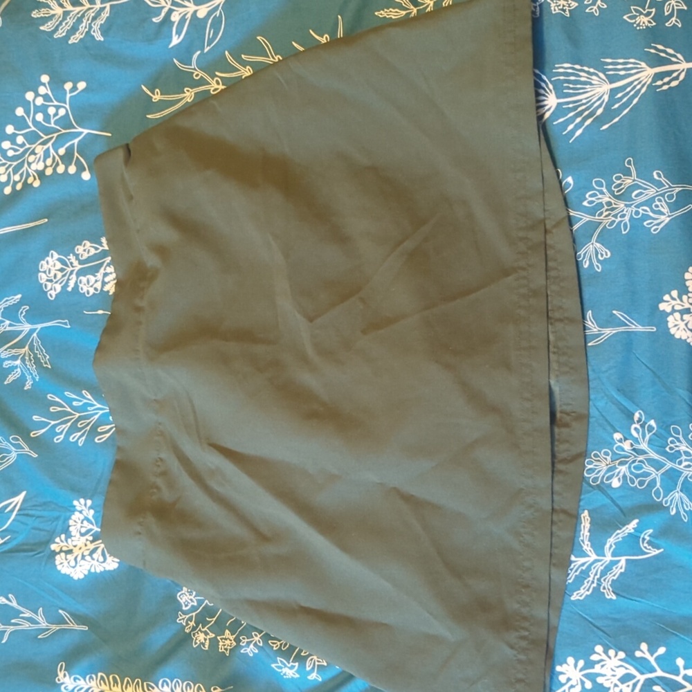 Green athletic skirt